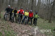plimbare in Padure la Baneasa - biking in Bucuresti | faSport.ro